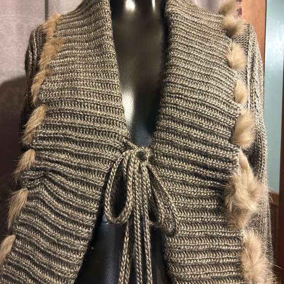 Lapis fur trim long sleeve front tie sweater - Picture 6 of 10